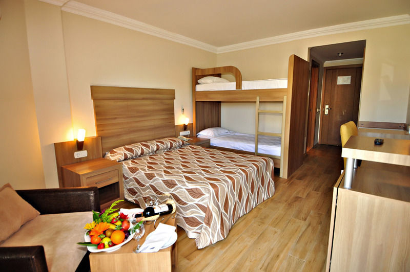 Club Side Coast Hotel Colakli Eksteriør bilde